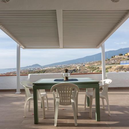 הוילה קנדלריה Calala House With Huge Terrace מראה חיצוני תמונה