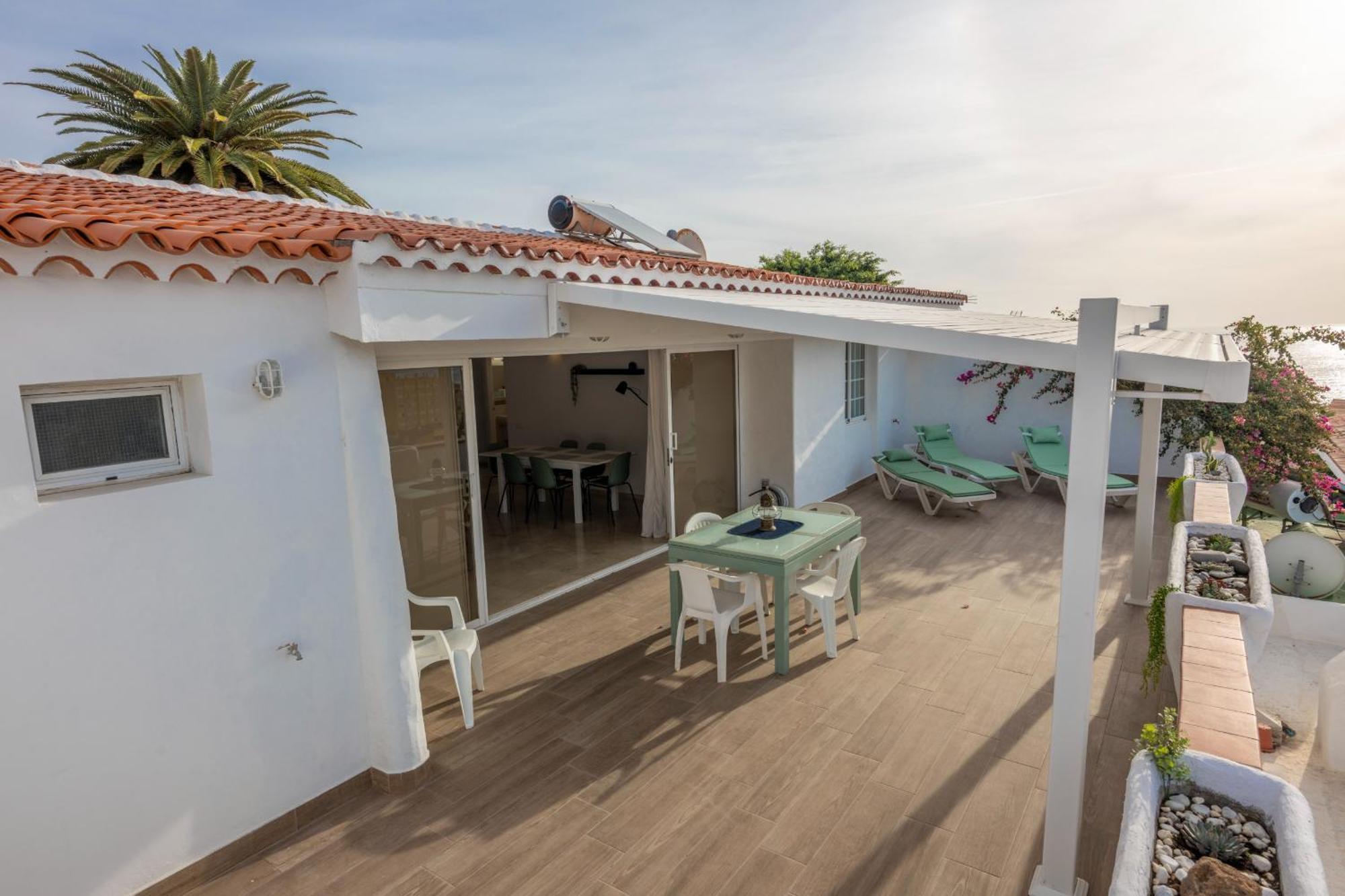 הוילה קנדלריה Calala House With Huge Terrace מראה חיצוני תמונה